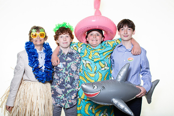8th grade photobooth 2025-41