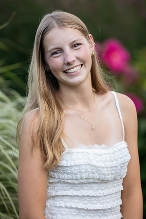 Cate Gunderson senior pics 2026-95