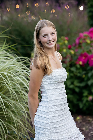 Cate Gunderson senior pics 2026-83
