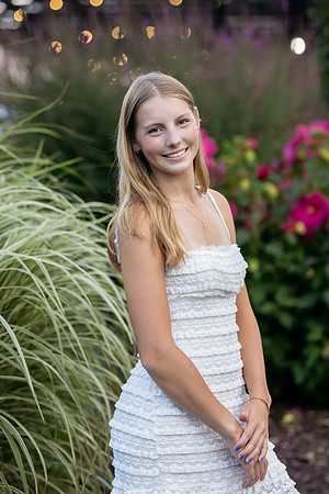 Cate Gunderson senior pics 2026-87