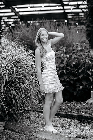 Cate Gunderson senior pics 2026-98