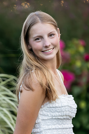 Cate Gunderson senior pics 2026-85