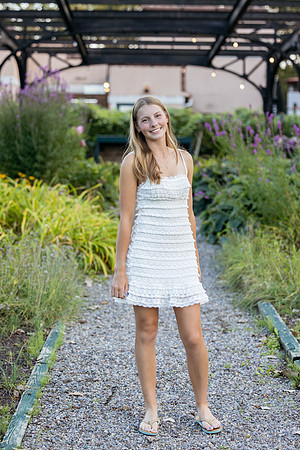Cate Gunderson senior pics 2026-1