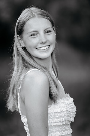 Cate Gunderson senior pics 2026-68