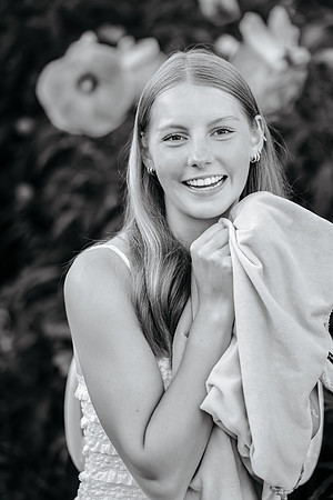 Cate Gunderson senior pics 2026-46