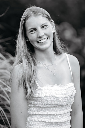 Cate Gunderson senior pics 2026-96