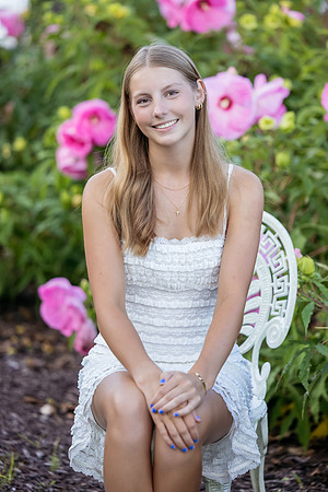 Cate Gunderson senior pics 2026-19