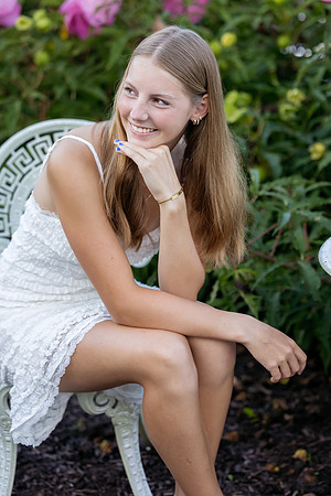 Cate Gunderson senior pics 2026-33