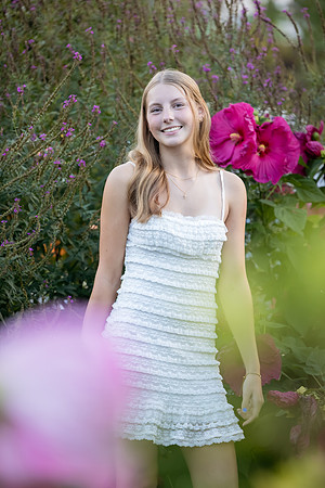 Cate Gunderson senior pics 2026-55