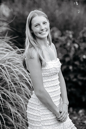 Cate Gunderson senior pics 2026-92