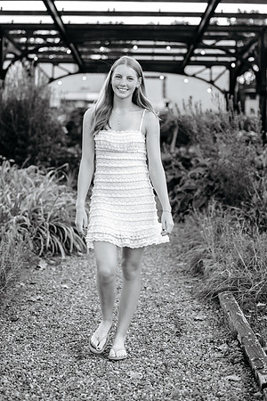 Cate Gunderson senior pics 2026-6