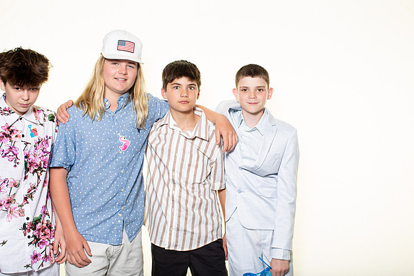 8th grade photobooth 2025-104