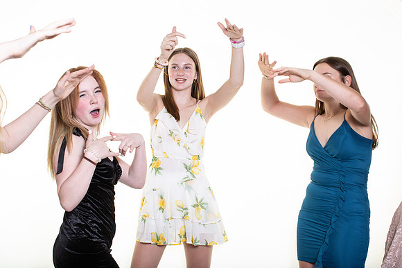8th grade dance 2022-191