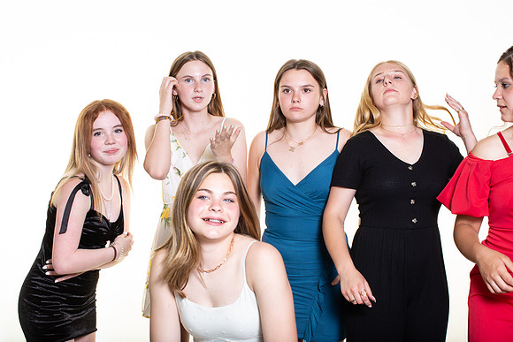 8th grade dance 2022-224