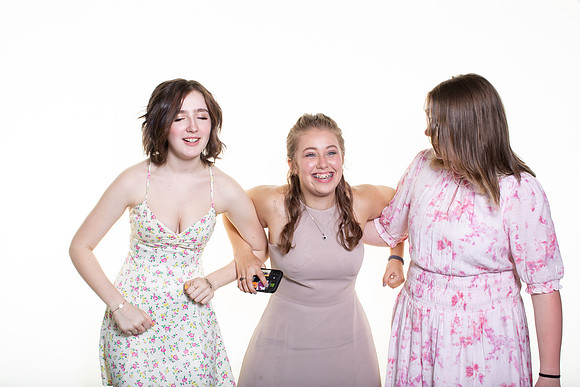8th grade dance 2022-19