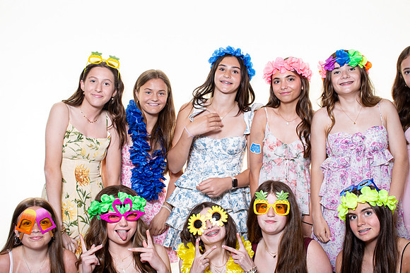8th grade photobooth 2025-18