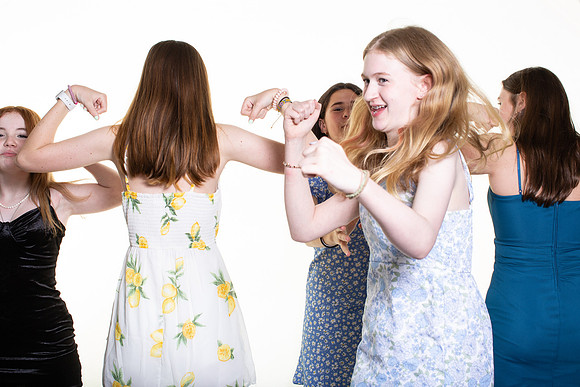 8th grade dance 2022-154