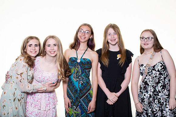 8th grade photobooth 2025-7